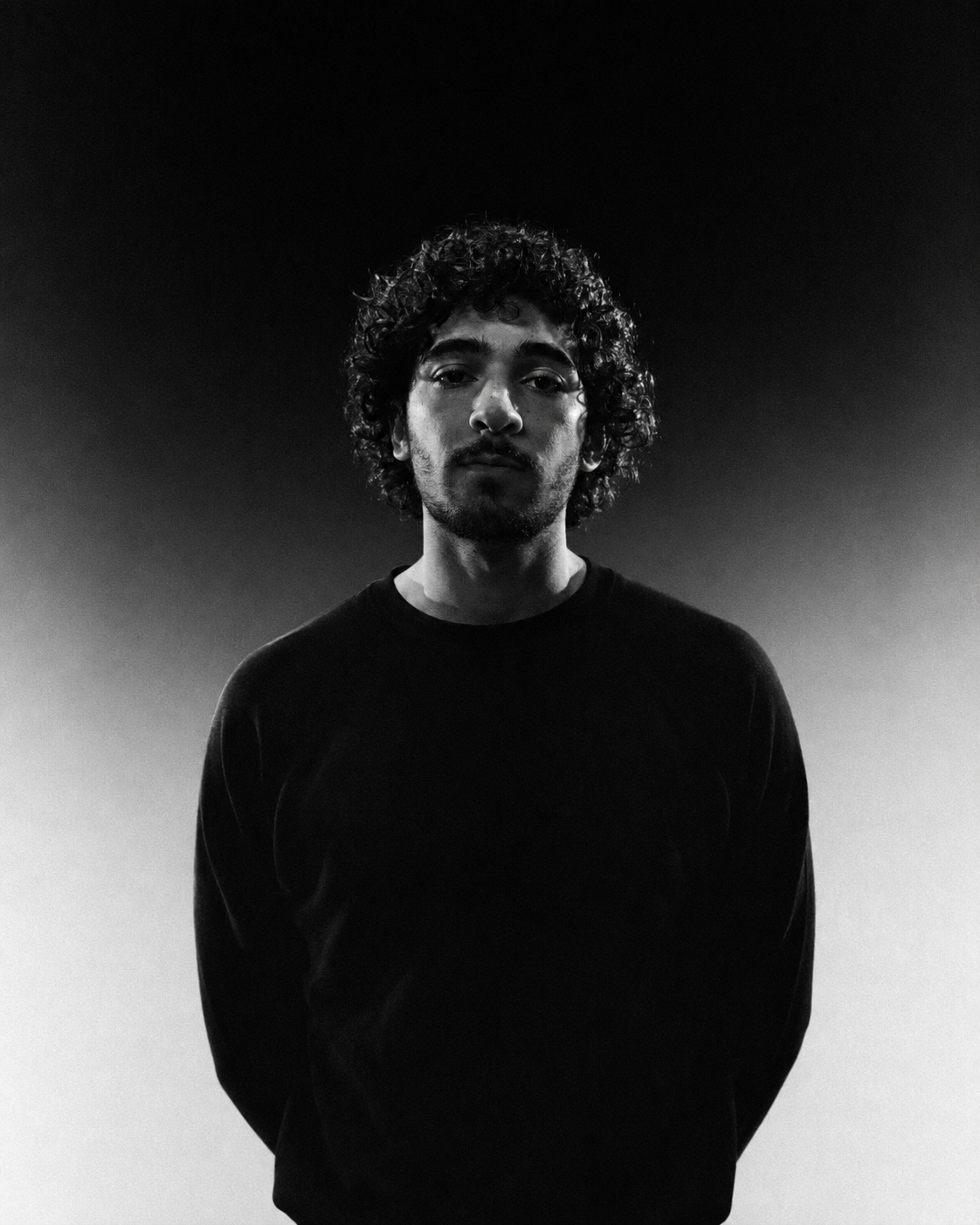 Retrato en blanco y negro de Agustín Bartaburu